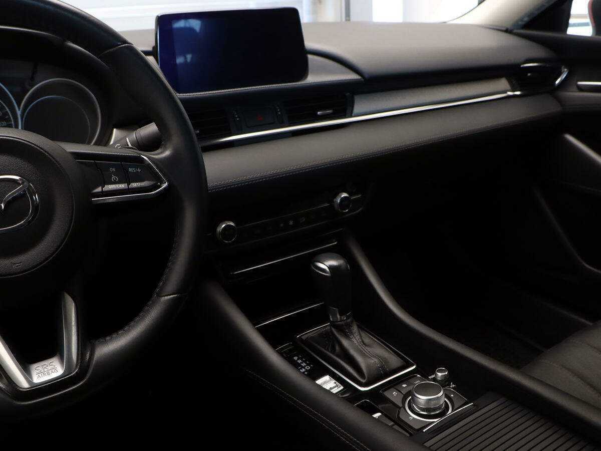 Купить Mazda 6 с пробегом. Фото: #13