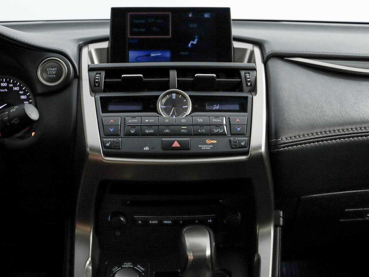 Купить Lexus NX с пробегом. Фото: #15