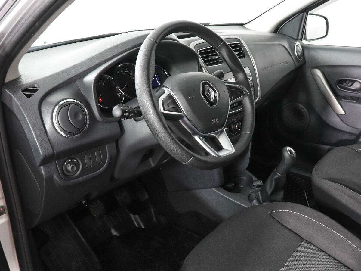 Купить Renault Logan с пробегом. Фото: #8