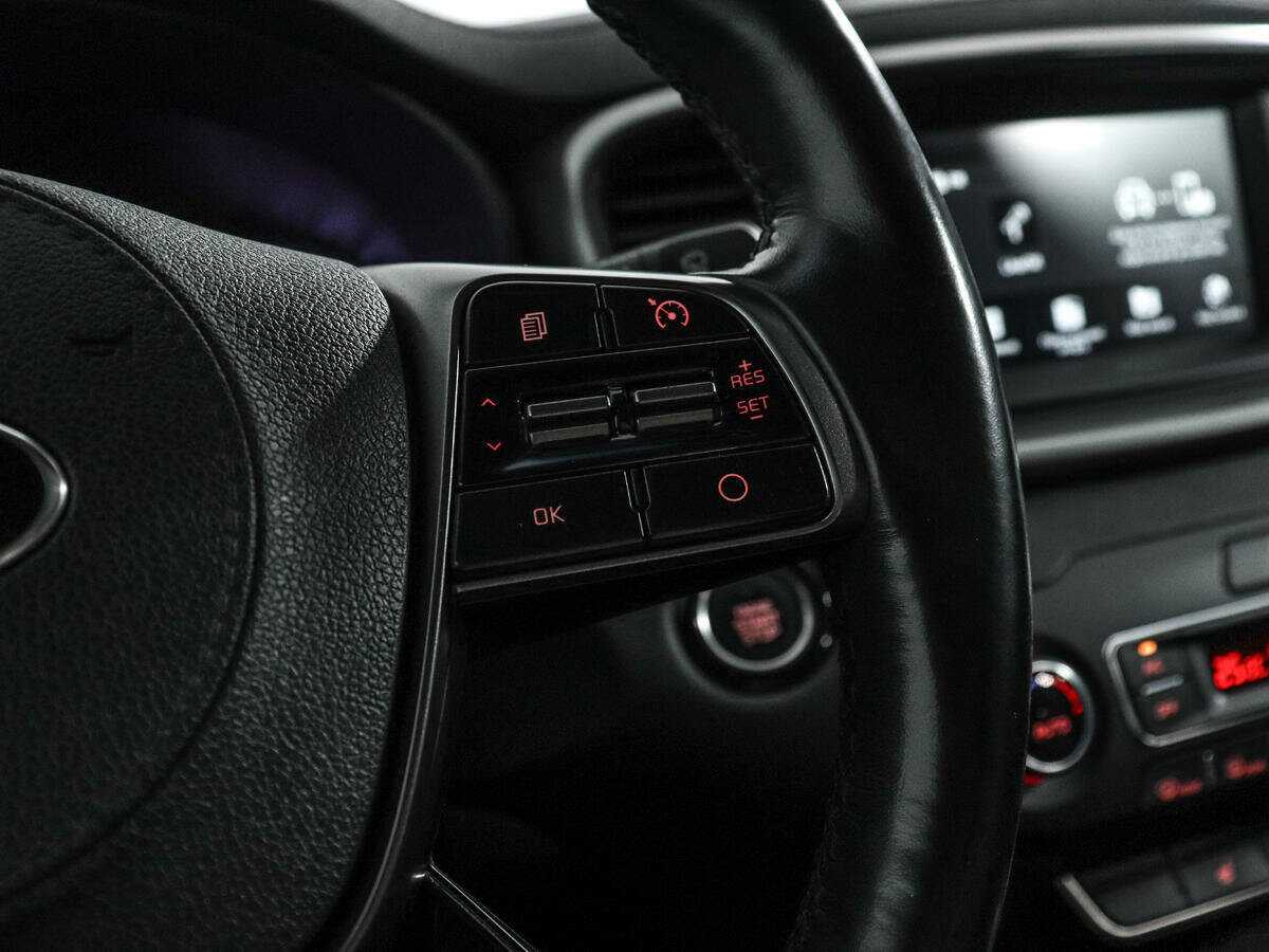 Купить Kia Sorento с пробегом. Фото: #16