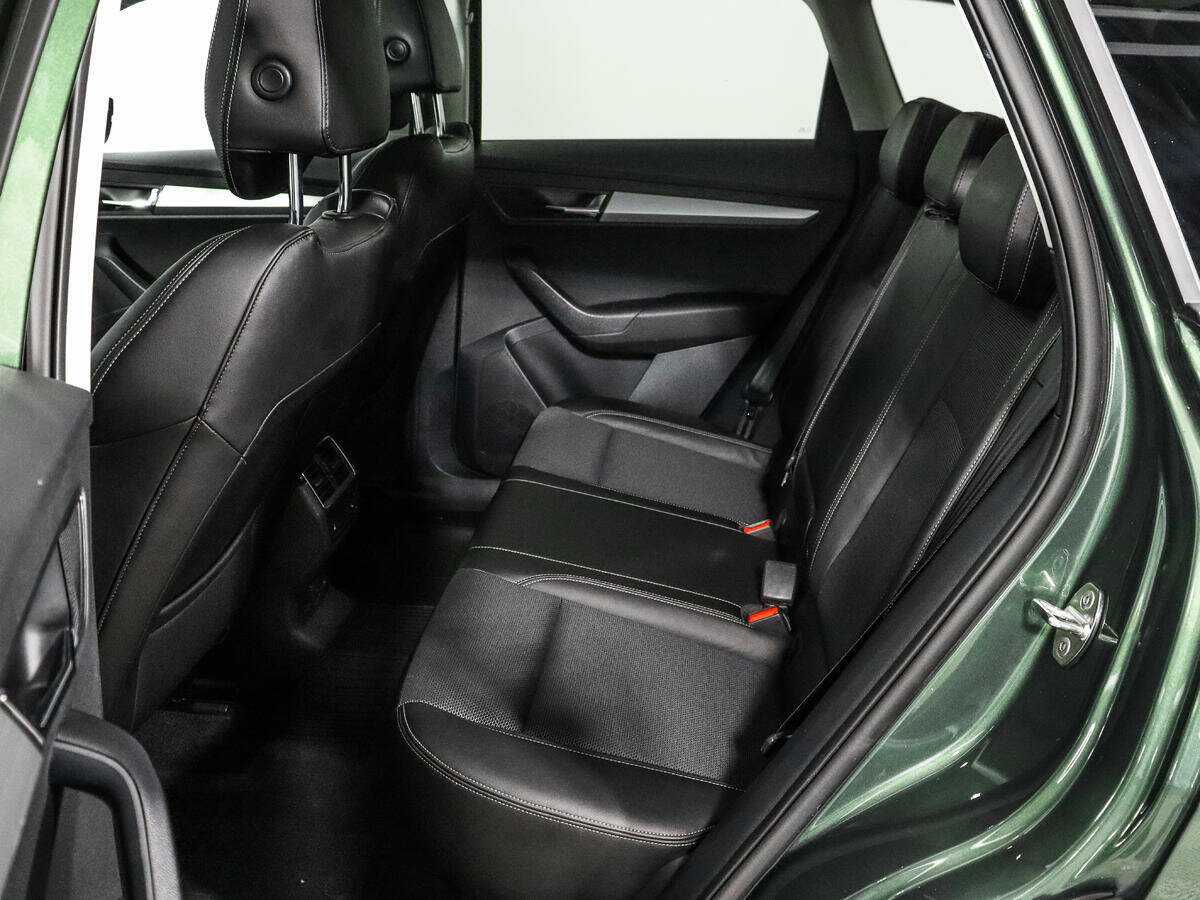 Купить Skoda Karoq с пробегом. Фото: #10