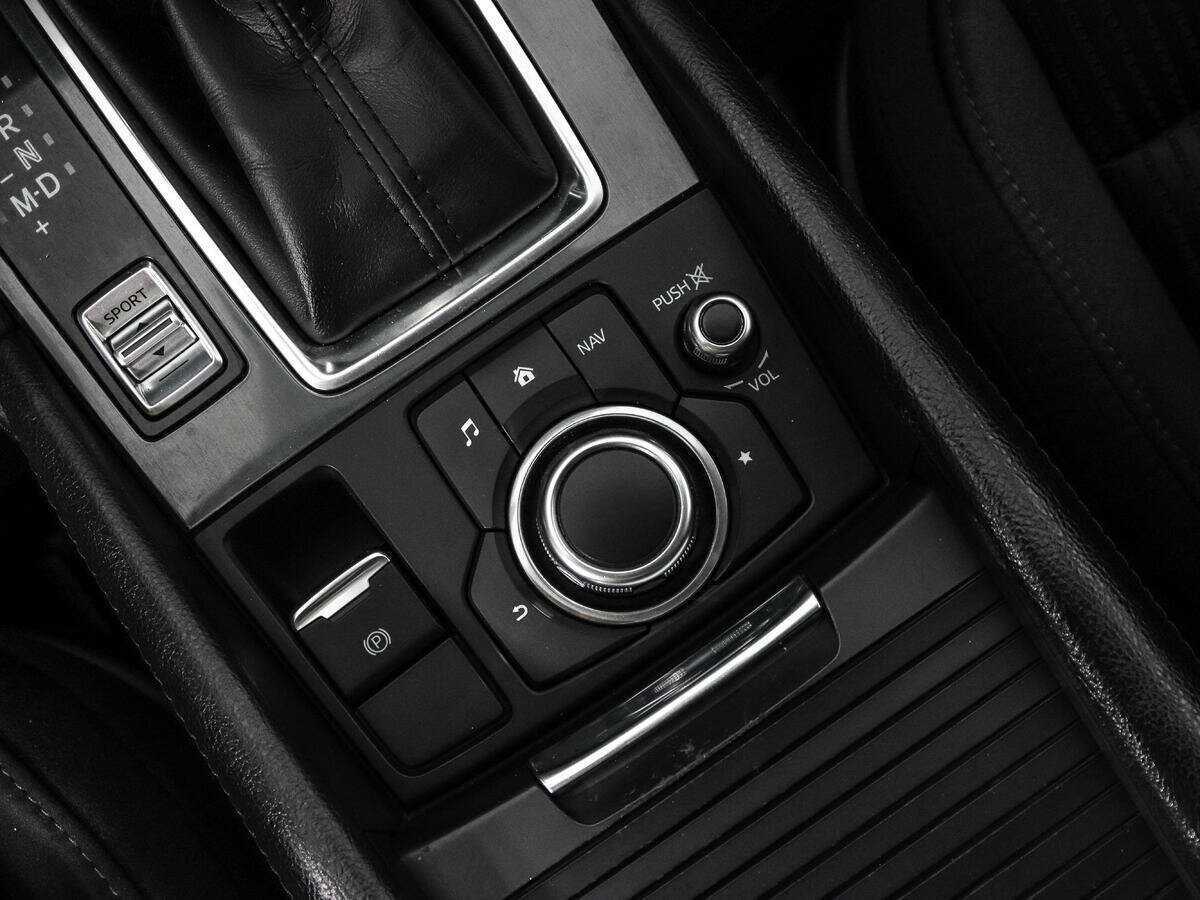 Купить Mazda 6 с пробегом. Фото: #11