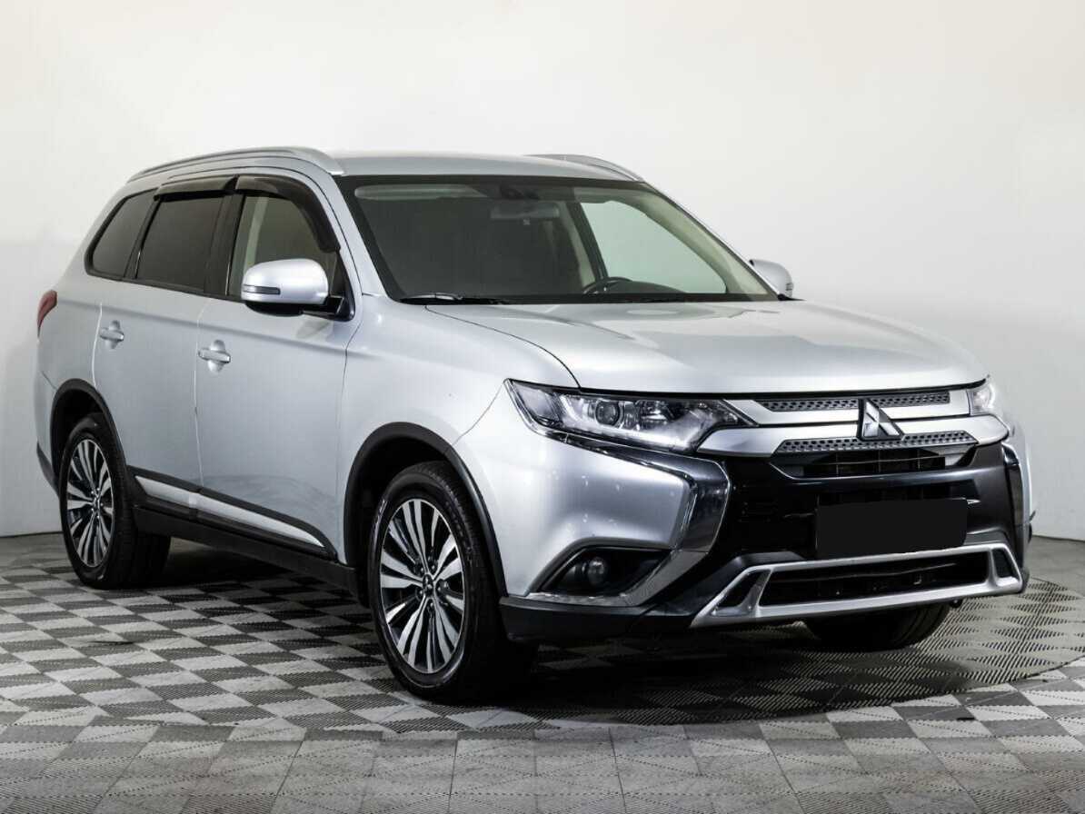 Купить Mitsubishi Outlander с пробегом. Фото: #2