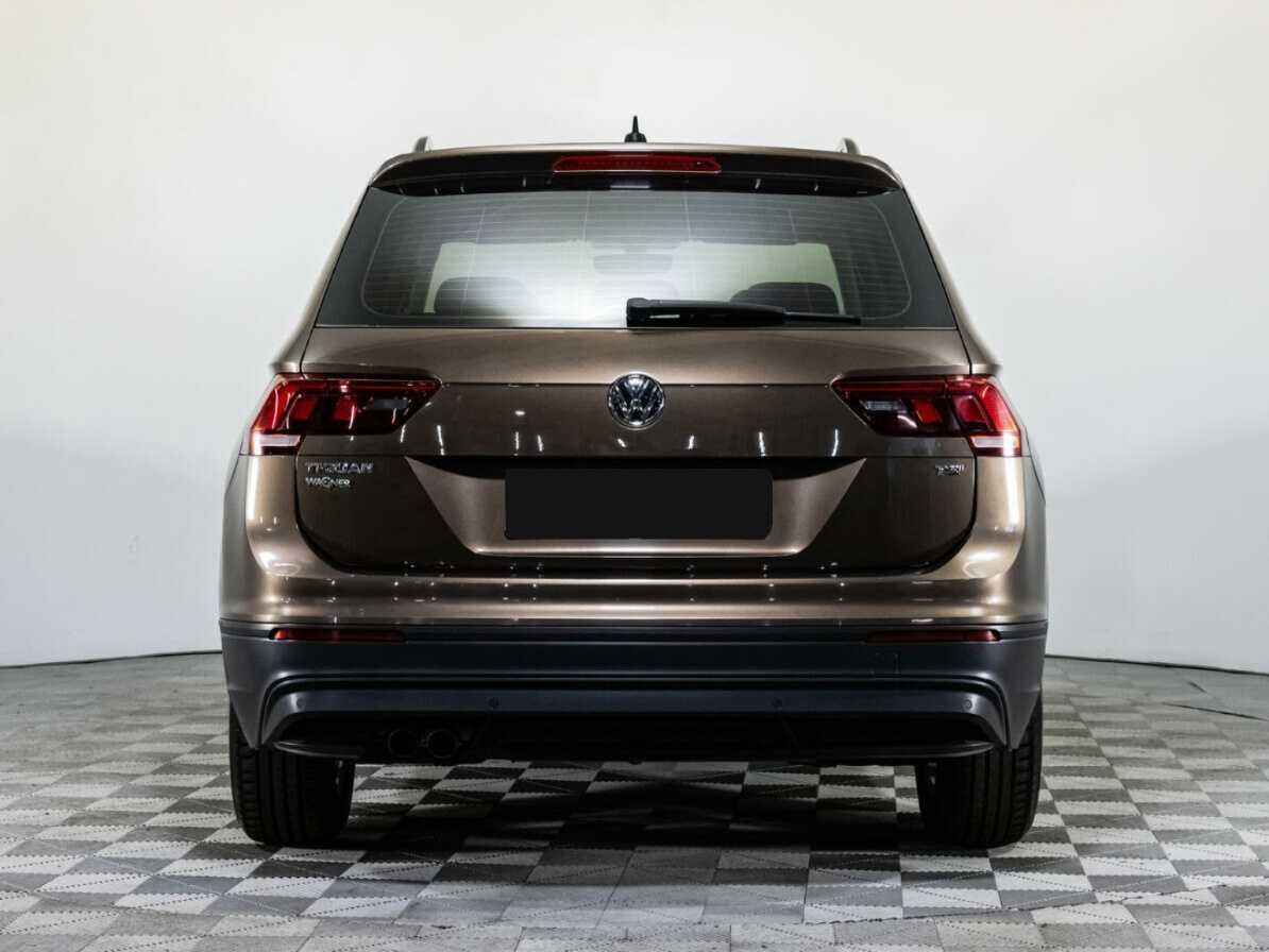 Купить Volkswagen Tiguan с пробегом. Фото: #4