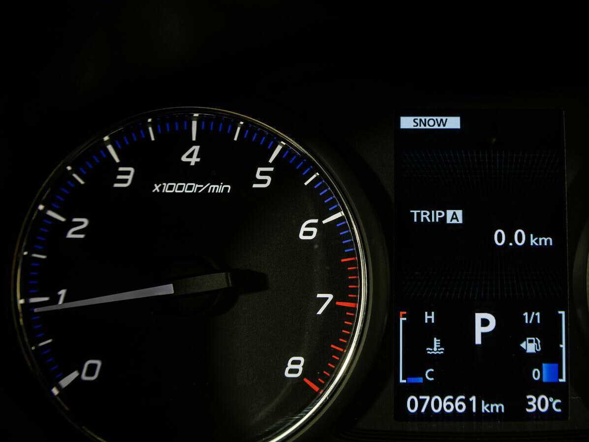 Купить Mitsubishi Outlander с пробегом. Фото: #11