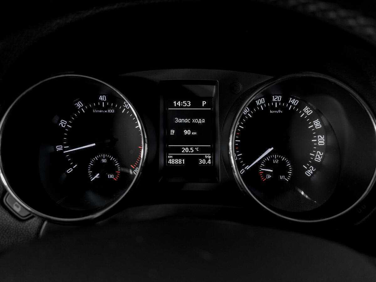 Купить Skoda Yeti с пробегом. Фото: #10