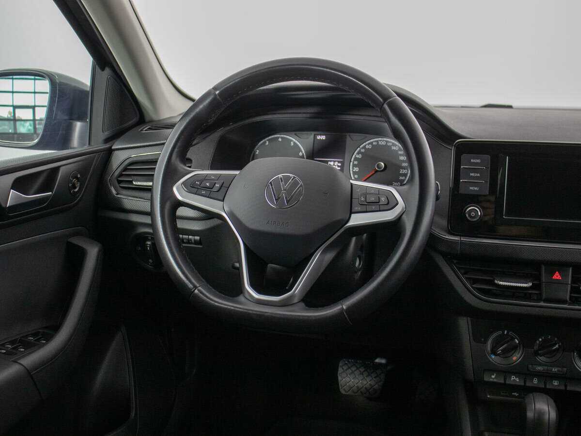 Купить Volkswagen Polo с пробегом. Фото: #14