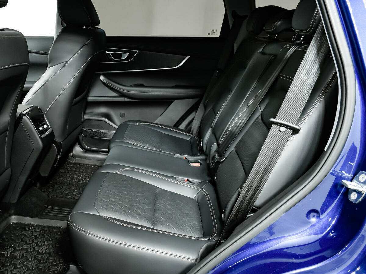 Купить Chery Tiggo 8 с пробегом. Фото: #11