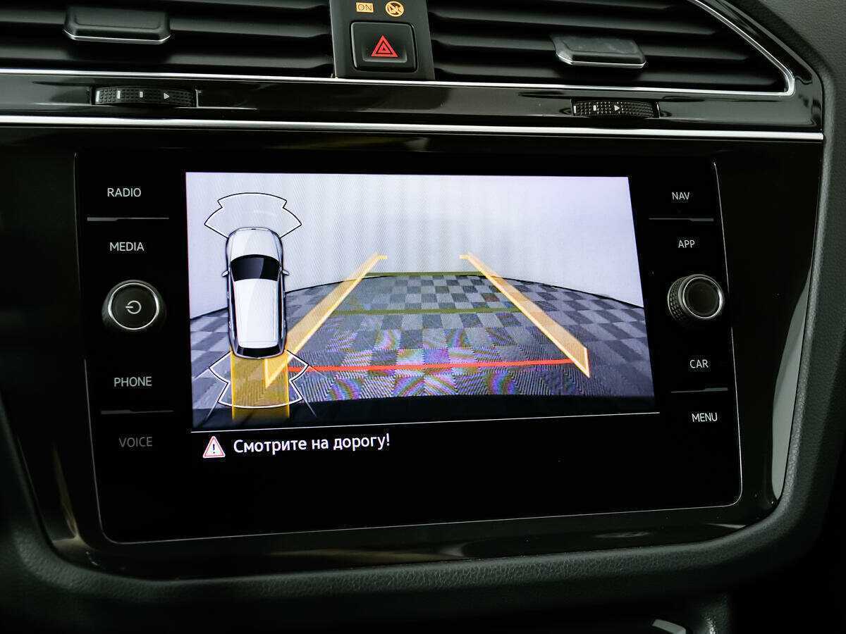 Купить Volkswagen Tiguan с пробегом. Фото: #13