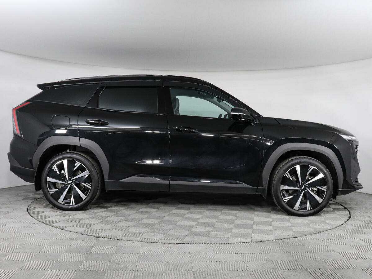 Купить Geely Atlas с пробегом. Фото: #3