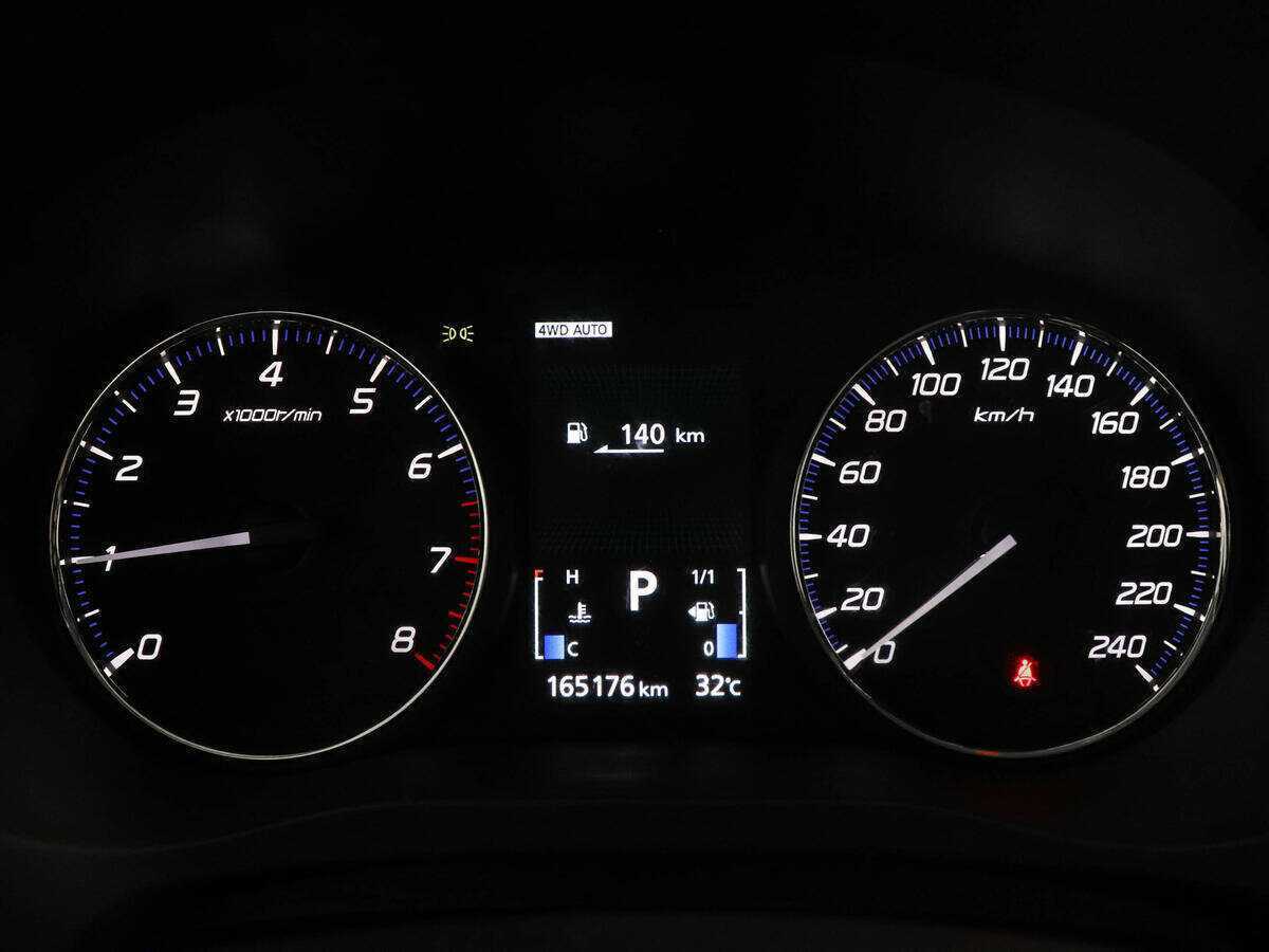 Купить Mitsubishi Outlander с пробегом. Фото: #10