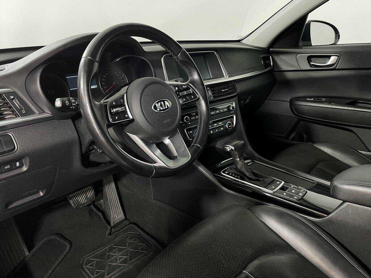 Купить Kia Optima с пробегом. Фото: #10