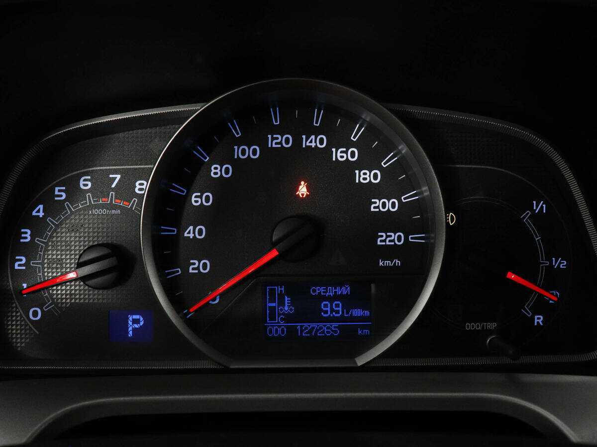 Купить Toyota RAV4 с пробегом. Фото: #10