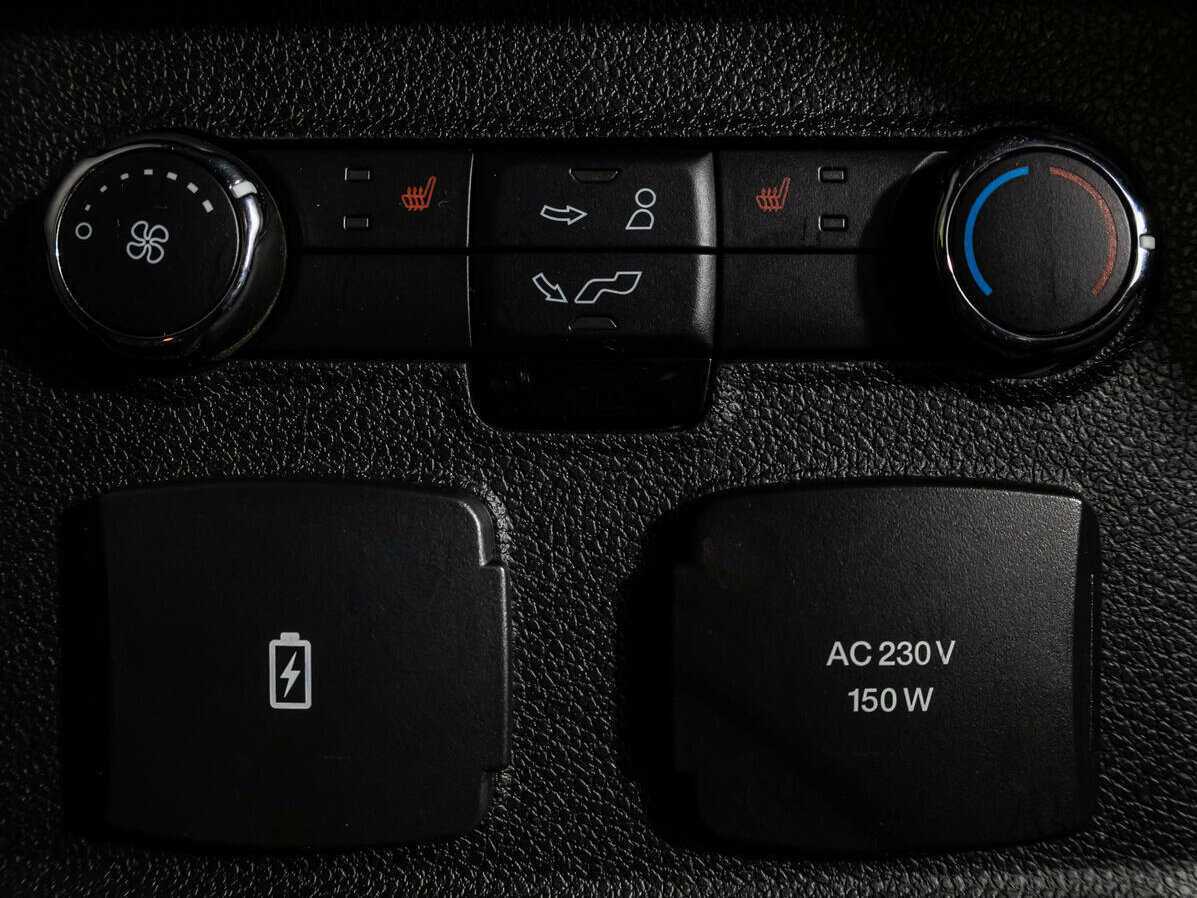 Купить Ford Explorer с пробегом. Фото: #24