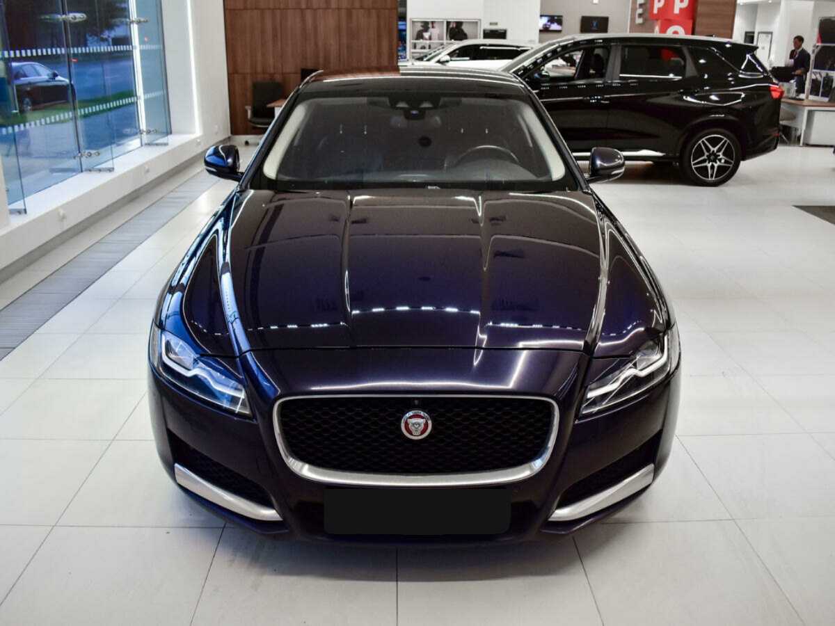 Купить Jaguar XF с пробегом. Фото: #1