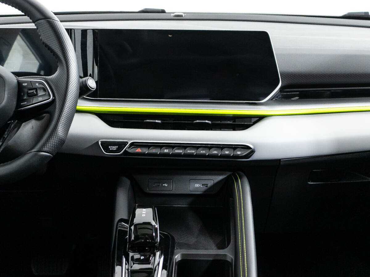 Купить Geely Coolray с пробегом. Фото: #13