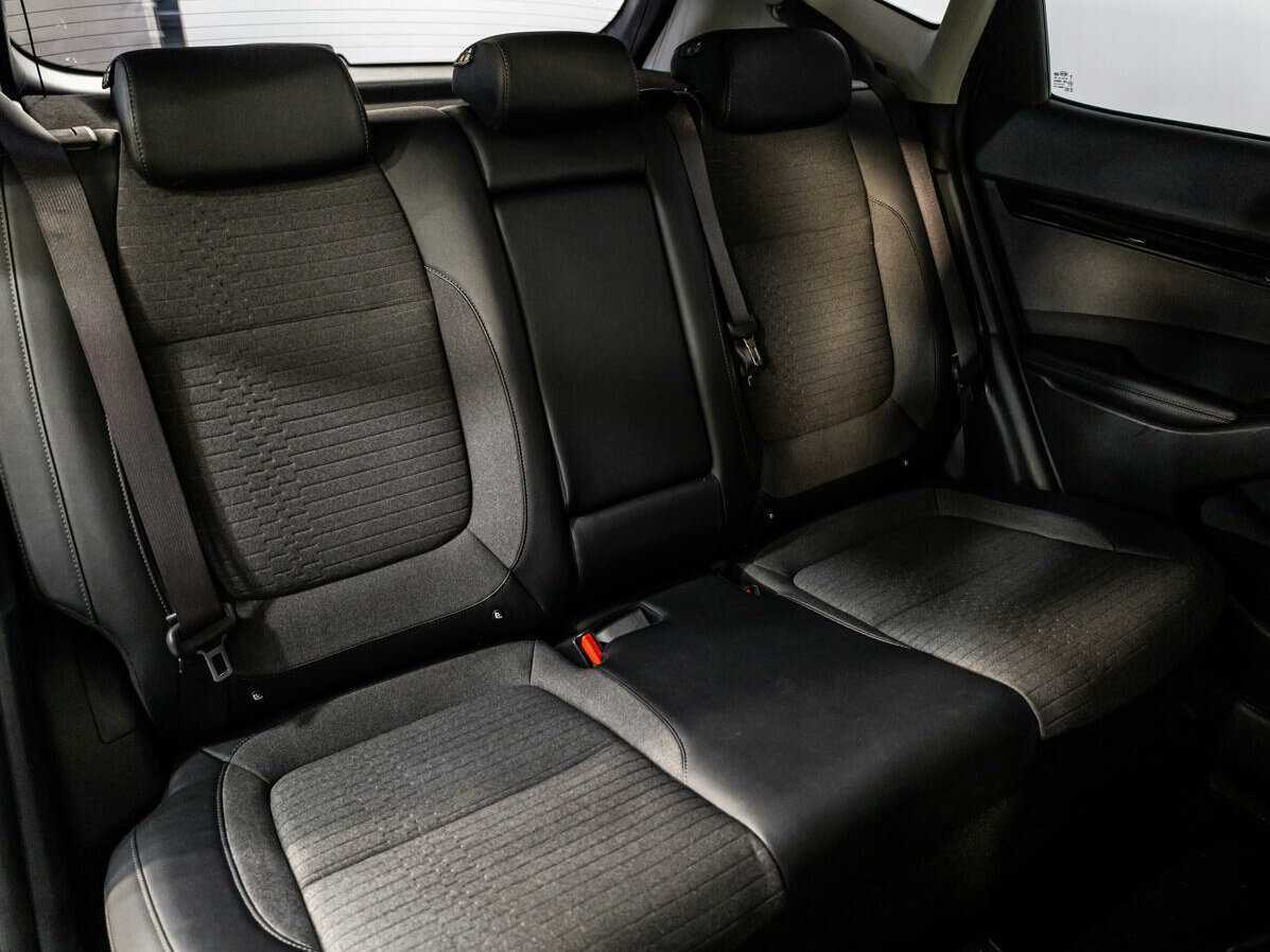 Купить Kia Seltos с пробегом. Фото: #8