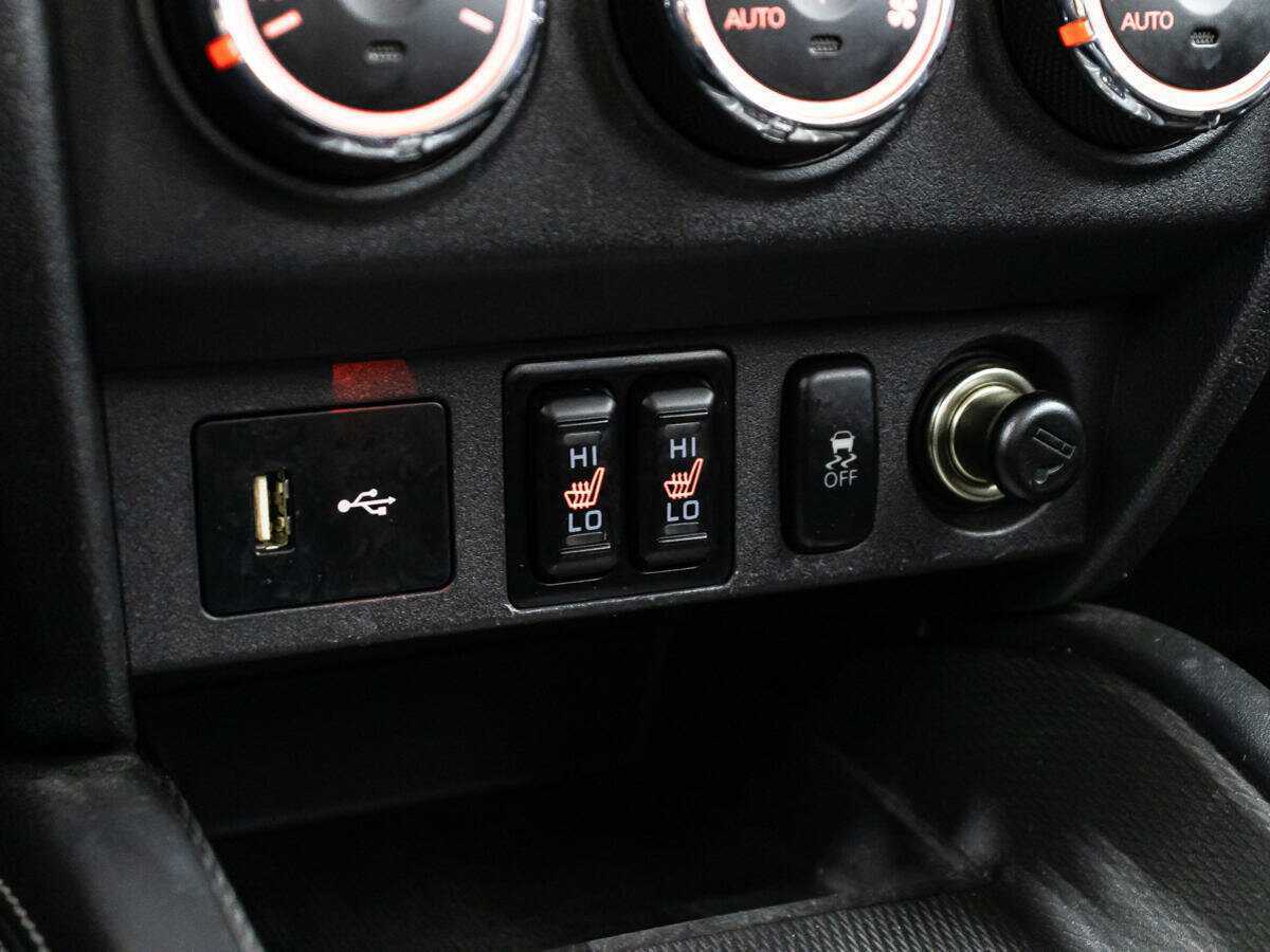 Купить Mitsubishi ASX с пробегом. Фото: #16