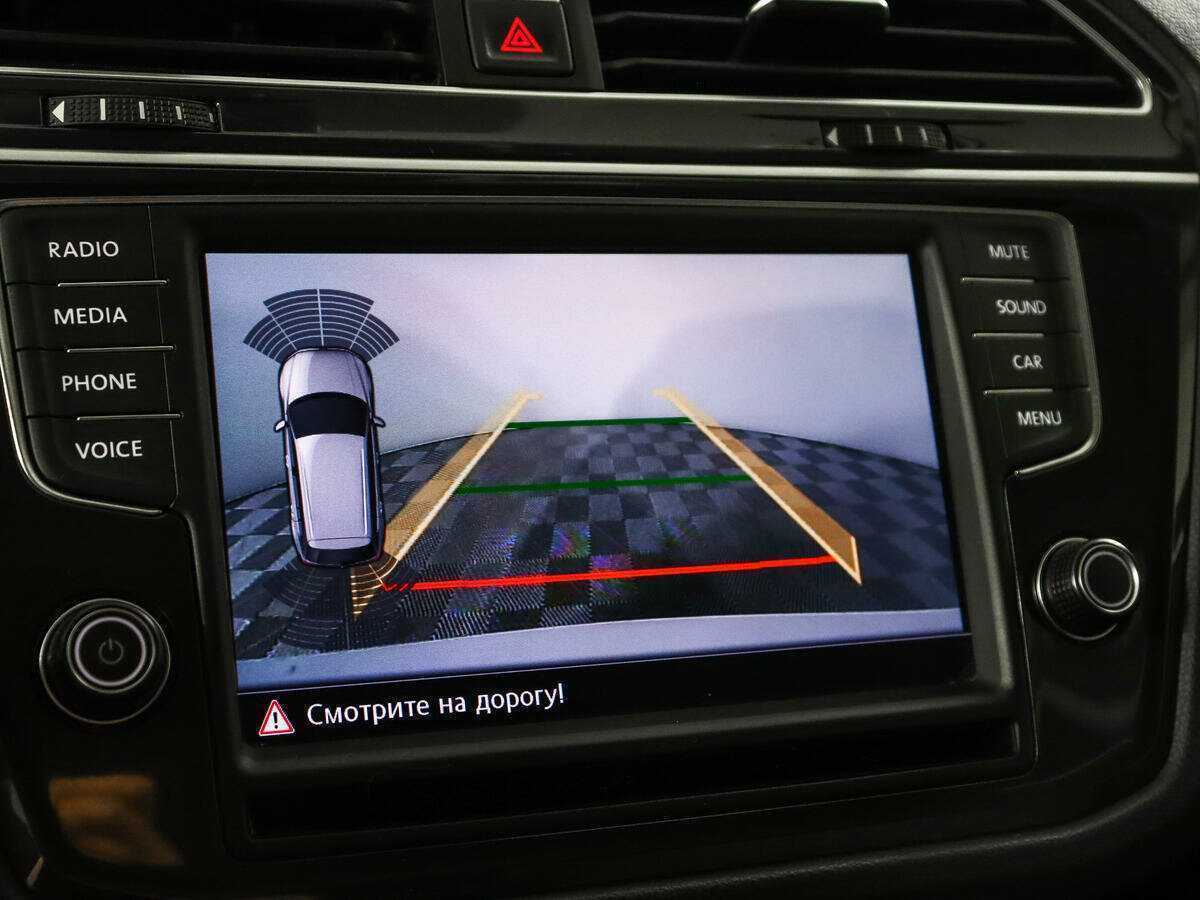 Купить Volkswagen Tiguan с пробегом. Фото: #15
