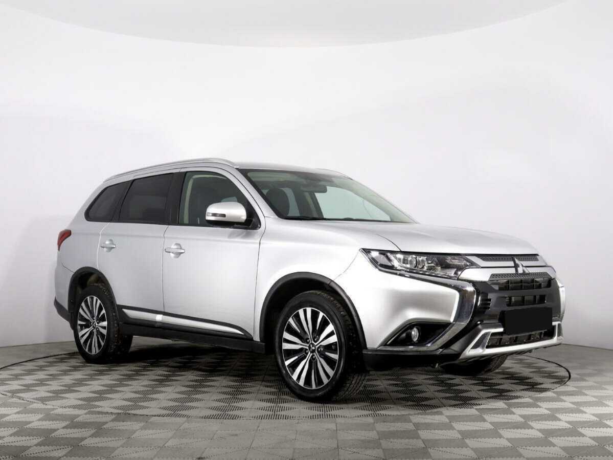 Купить Mitsubishi Outlander с пробегом. Фото: #2
