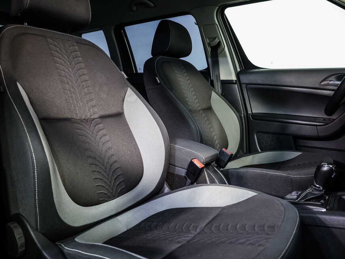 Купить Skoda Yeti с пробегом. Фото: #10