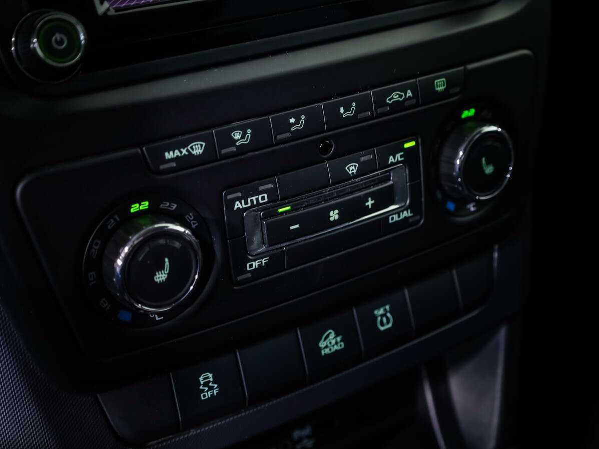 Купить Skoda Yeti с пробегом. Фото: #12