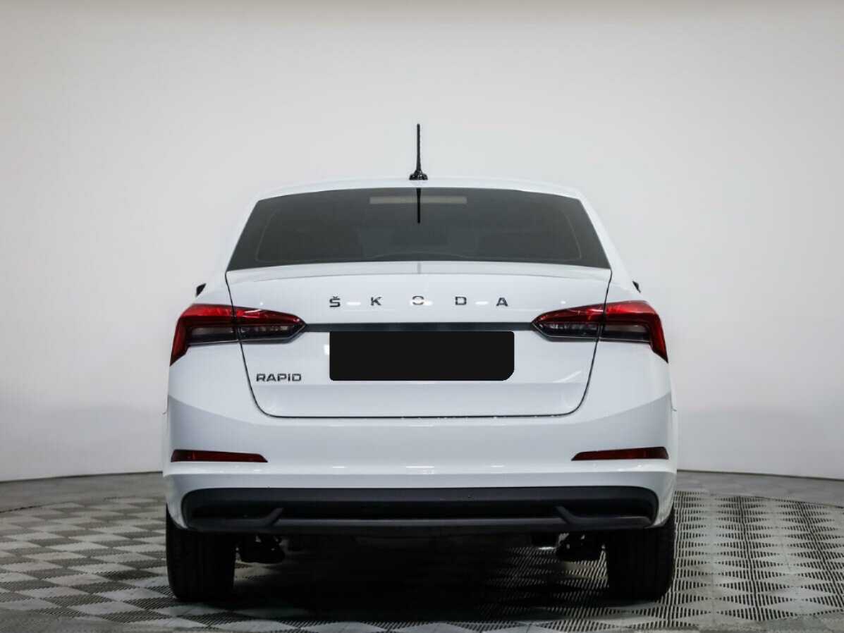 Купить Skoda Rapid с пробегом. Фото: #4