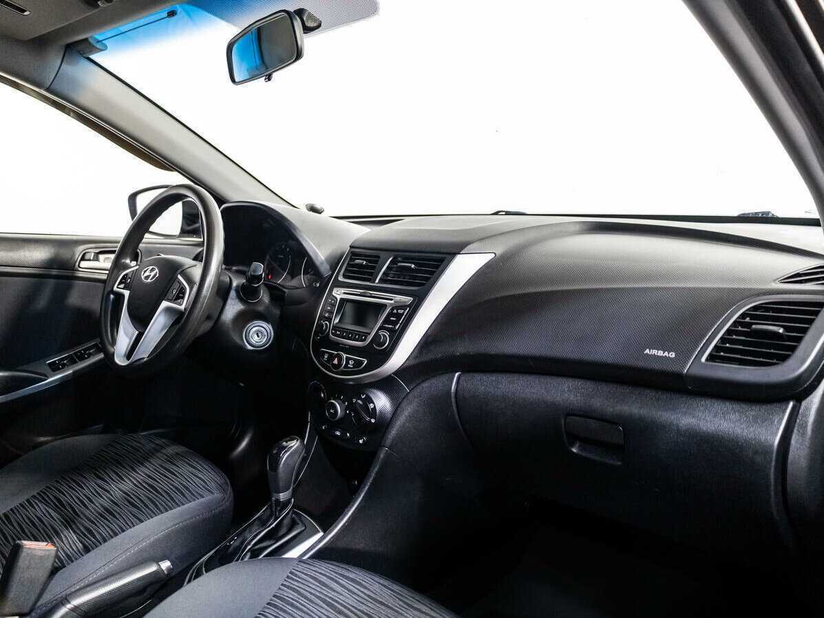 Купить Hyundai Solaris с пробегом. Фото: #7