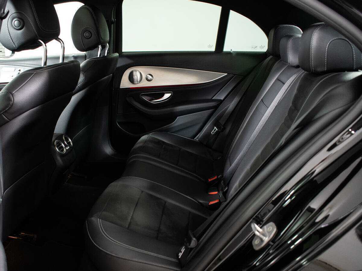 Купить Mercedes-Benz E-Класс с пробегом. Фото: #9