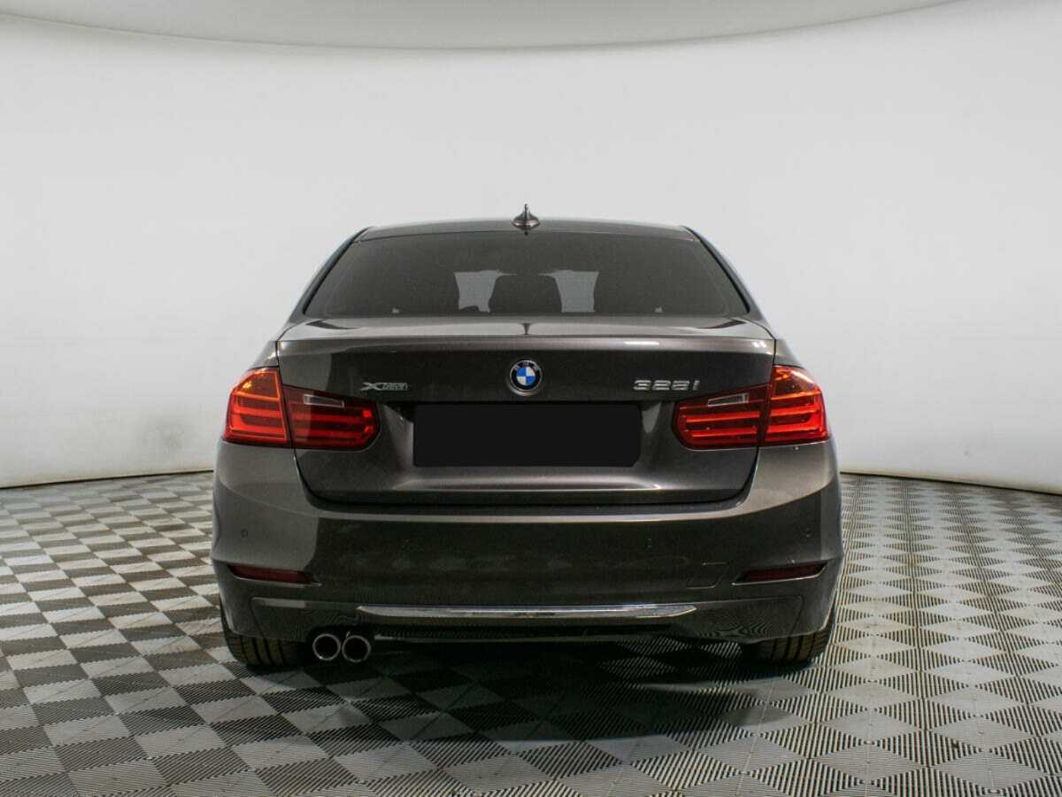 Купить BMW 3 серии с пробегом. Фото: #5
