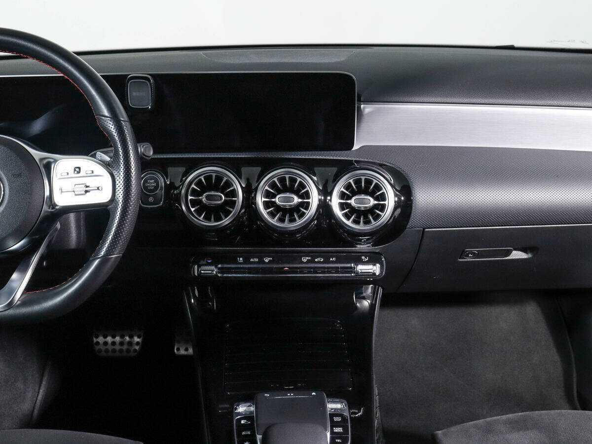 Купить Mercedes-Benz A-Класс с пробегом. Фото: #12