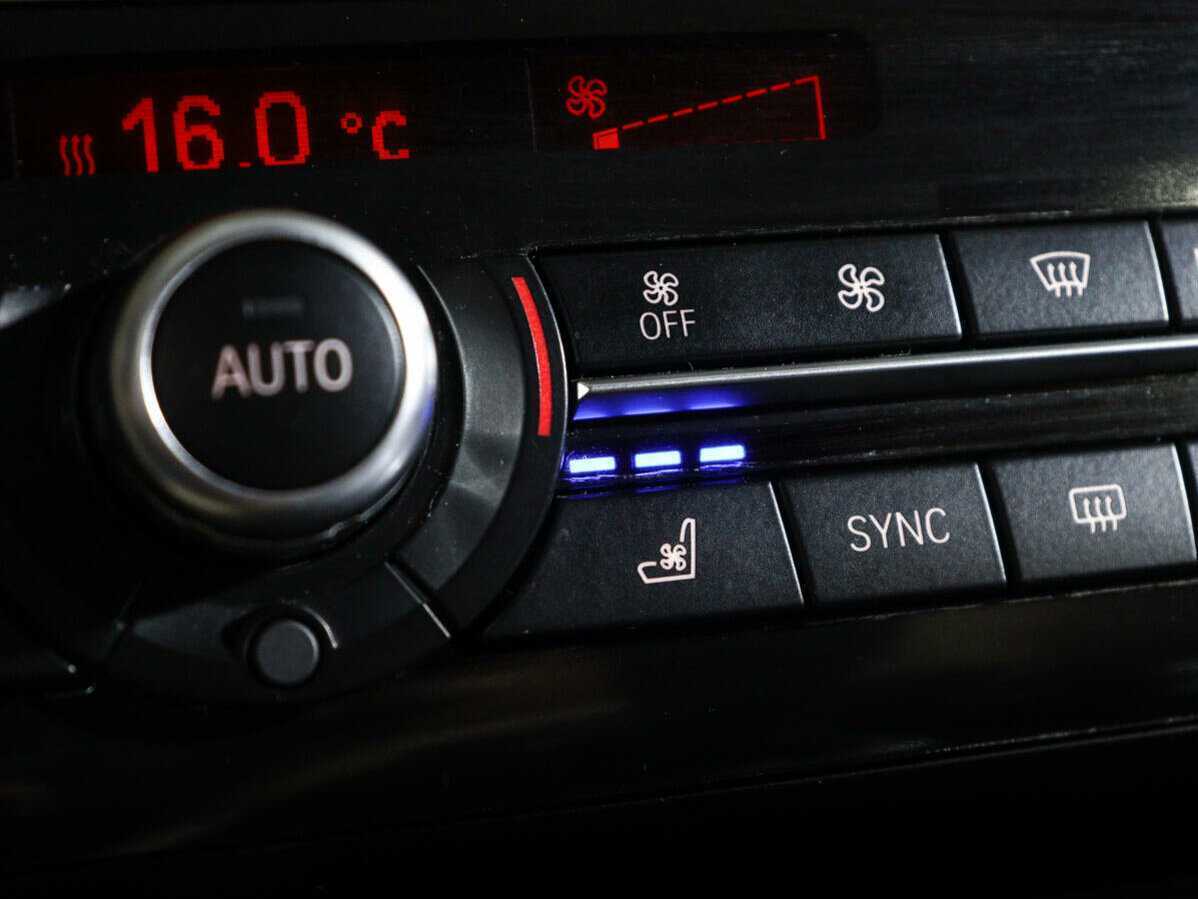 Купить BMW 5 серии с пробегом. Фото: #24