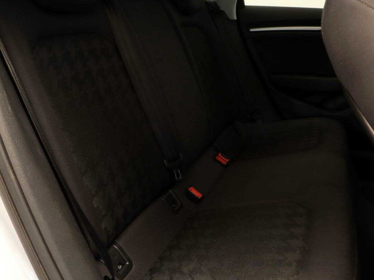 Купить Audi A3 с пробегом. Фото: #7