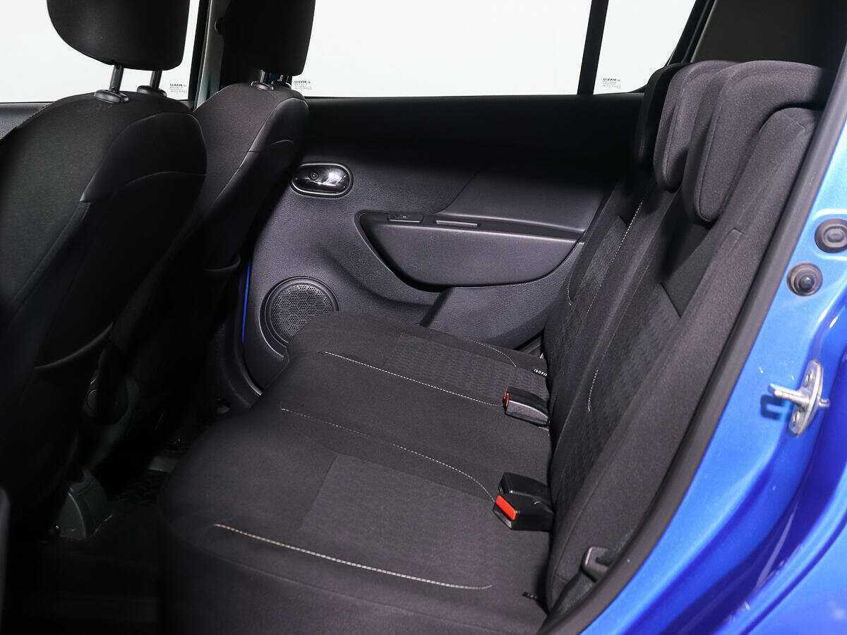 Купить Renault Sandero с пробегом. Фото: #8