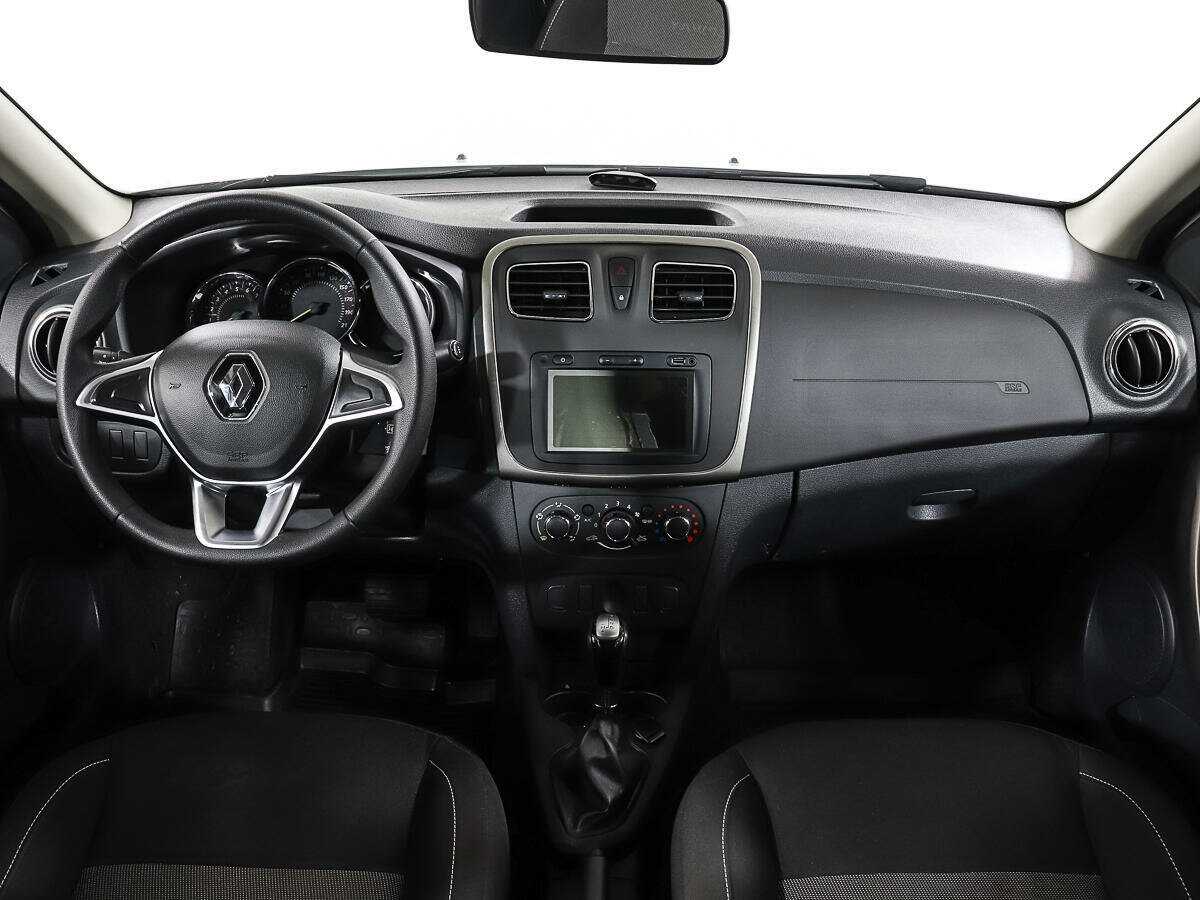 Купить Renault Logan с пробегом. Фото: #10