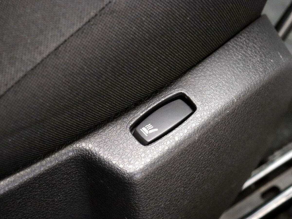 Купить Renault Logan с пробегом. Фото: #10