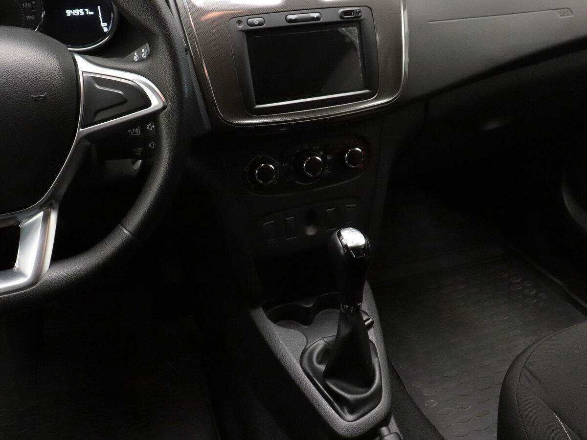 Купить Renault Logan с пробегом. Фото: #13