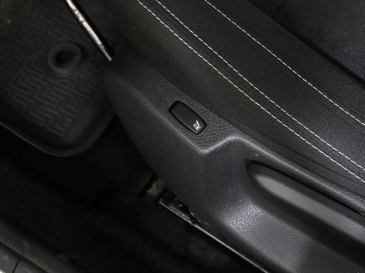 Купить Renault Sandero с пробегом. Фото: #18