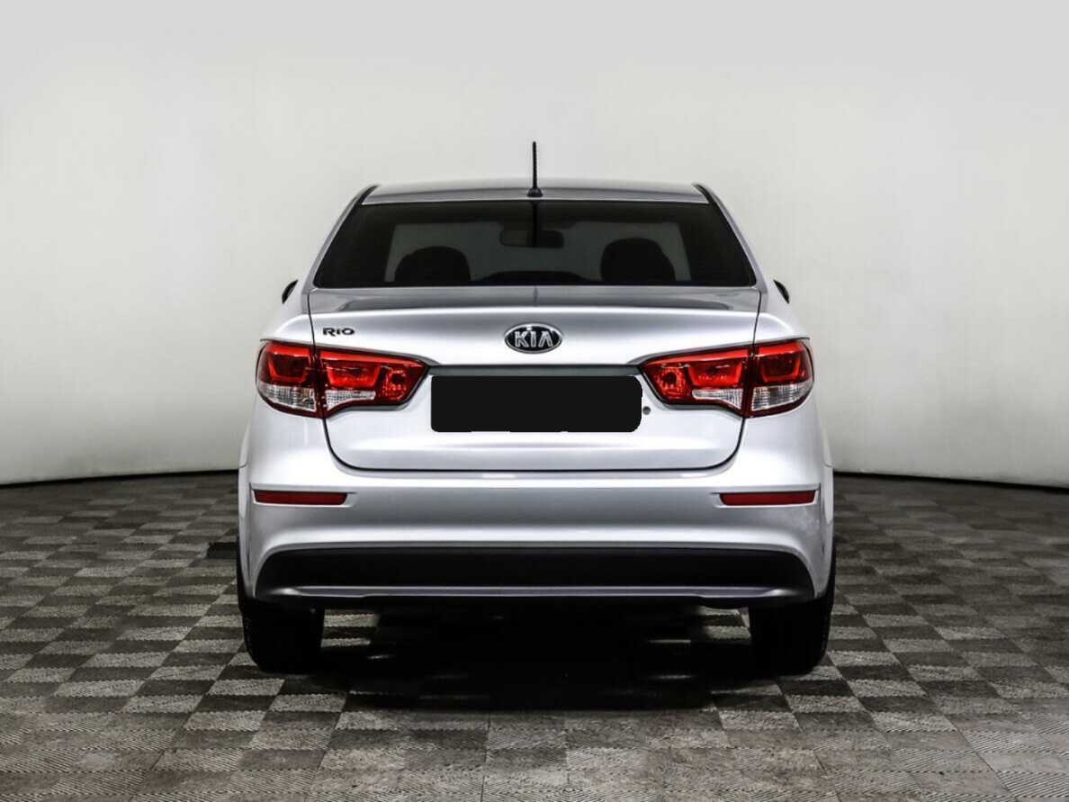 Купить Kia Rio с пробегом. Фото: #4