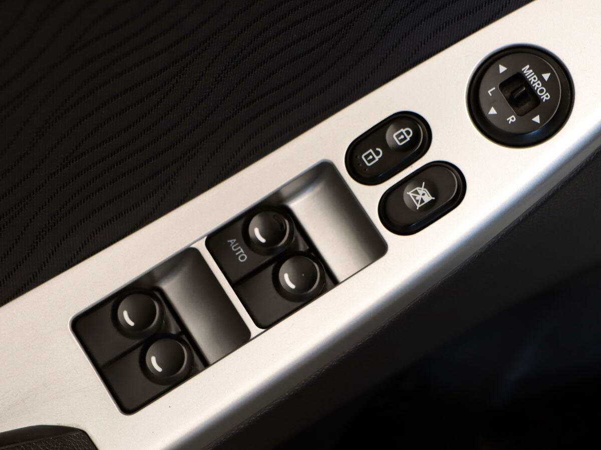 Купить Hyundai Solaris с пробегом. Фото: #10