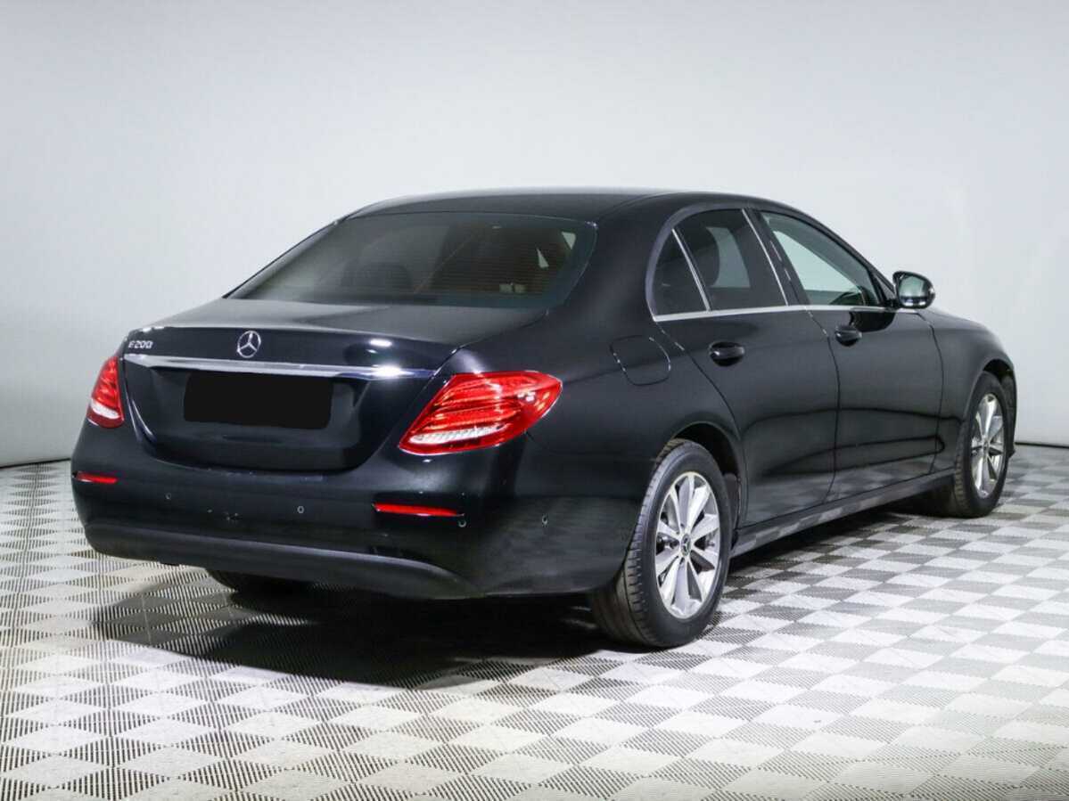 Купить Mercedes-Benz E-Класс с пробегом. Фото: #4