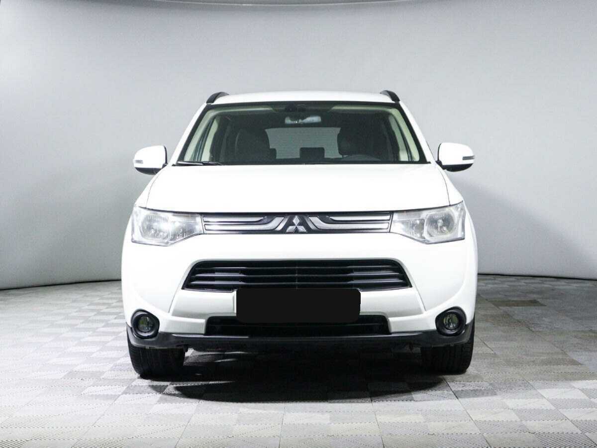 Купить Mitsubishi Outlander с пробегом. Фото: #1