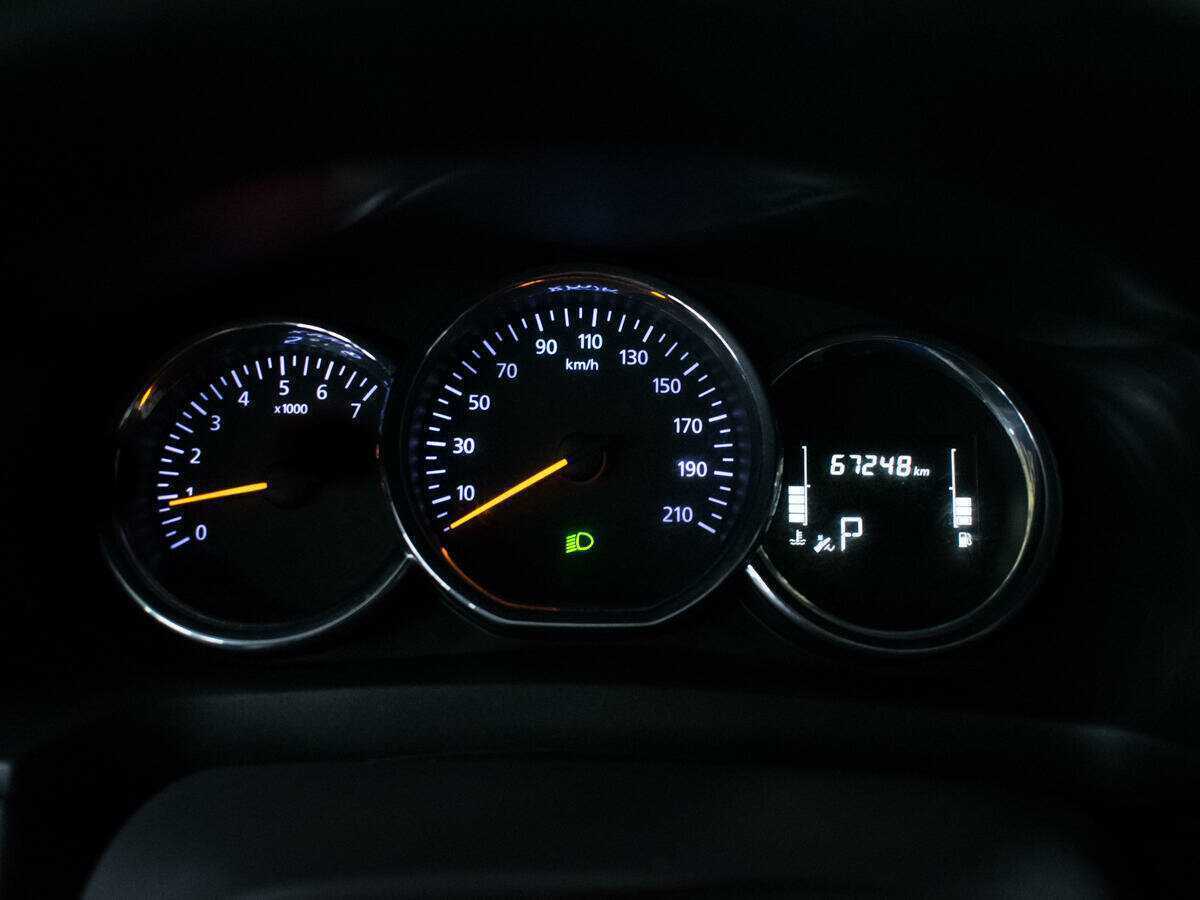 Купить Renault Logan с пробегом. Фото: #8