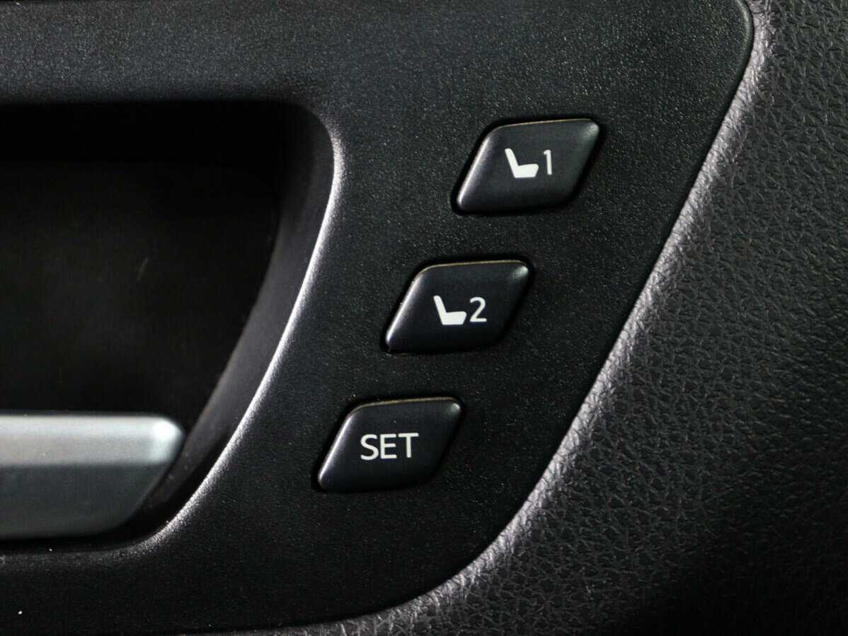 Купить Toyota Highlander с пробегом. Фото: #17