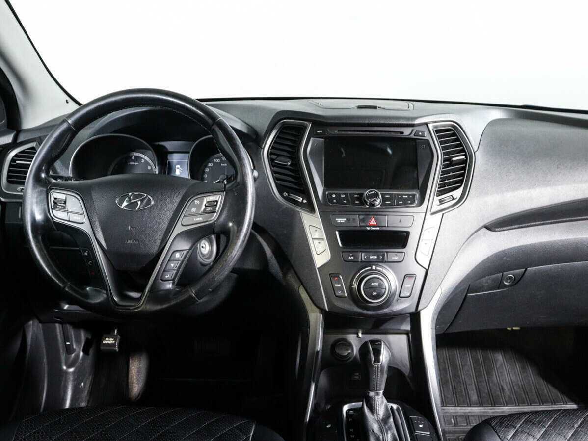 Купить Hyundai Santa Fe с пробегом. Фото: #11