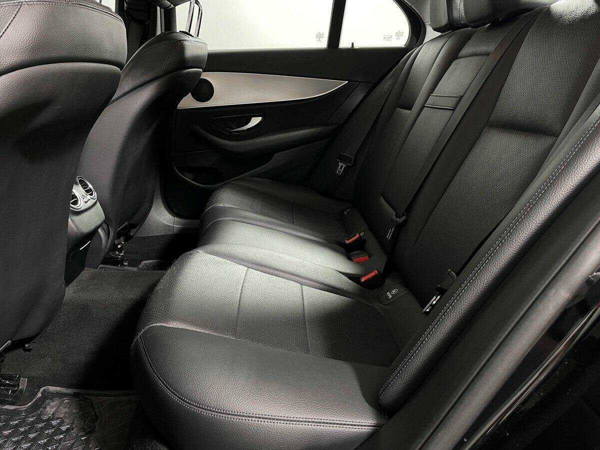 Купить Mercedes-Benz E-Класс с пробегом. Фото: #8