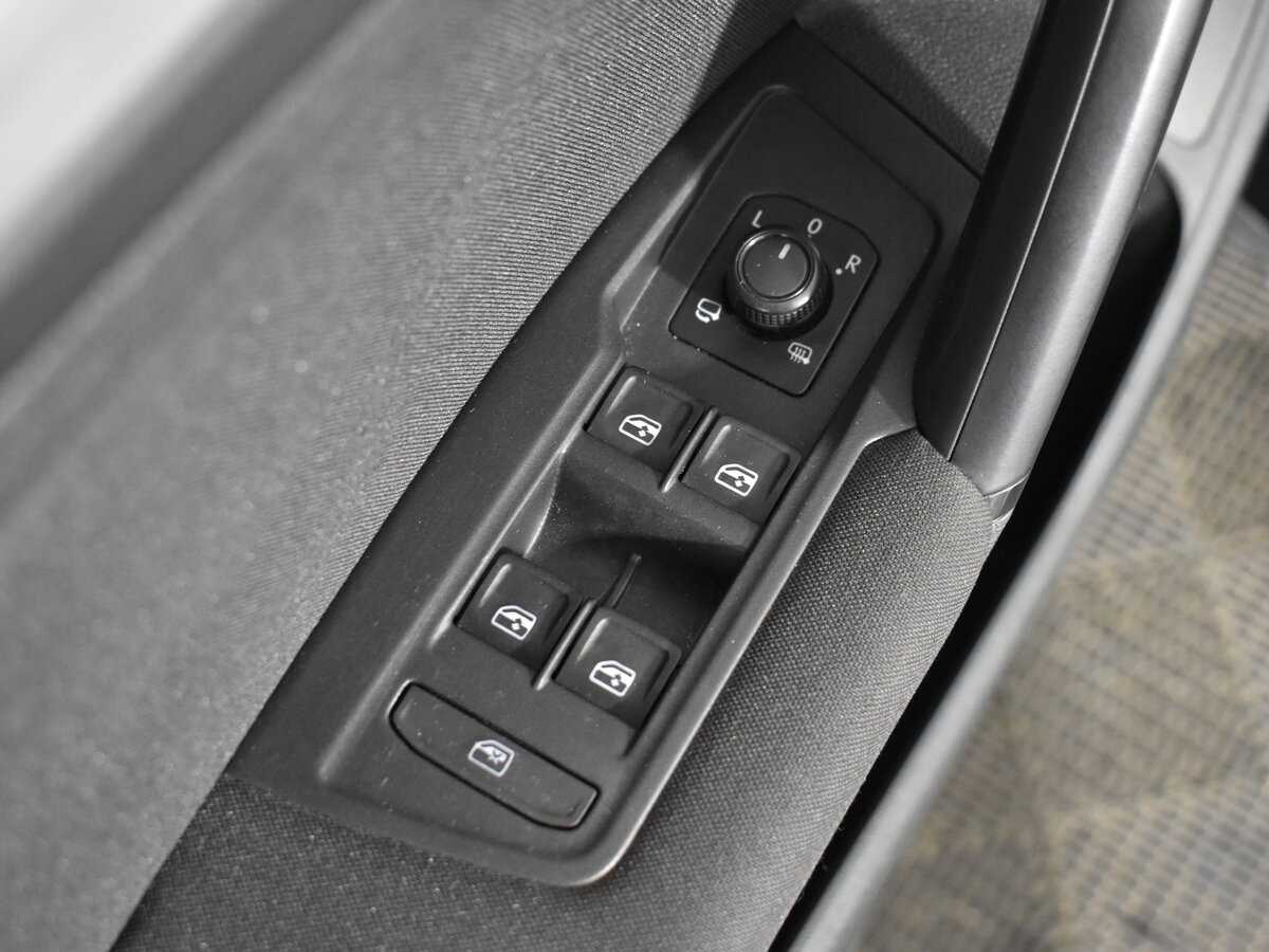 Купить Volkswagen Tiguan с пробегом. Фото: #9