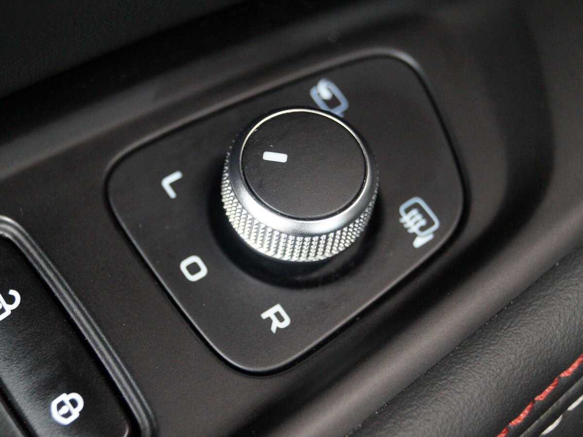 Купить Geely Tugella с пробегом. Фото: #23