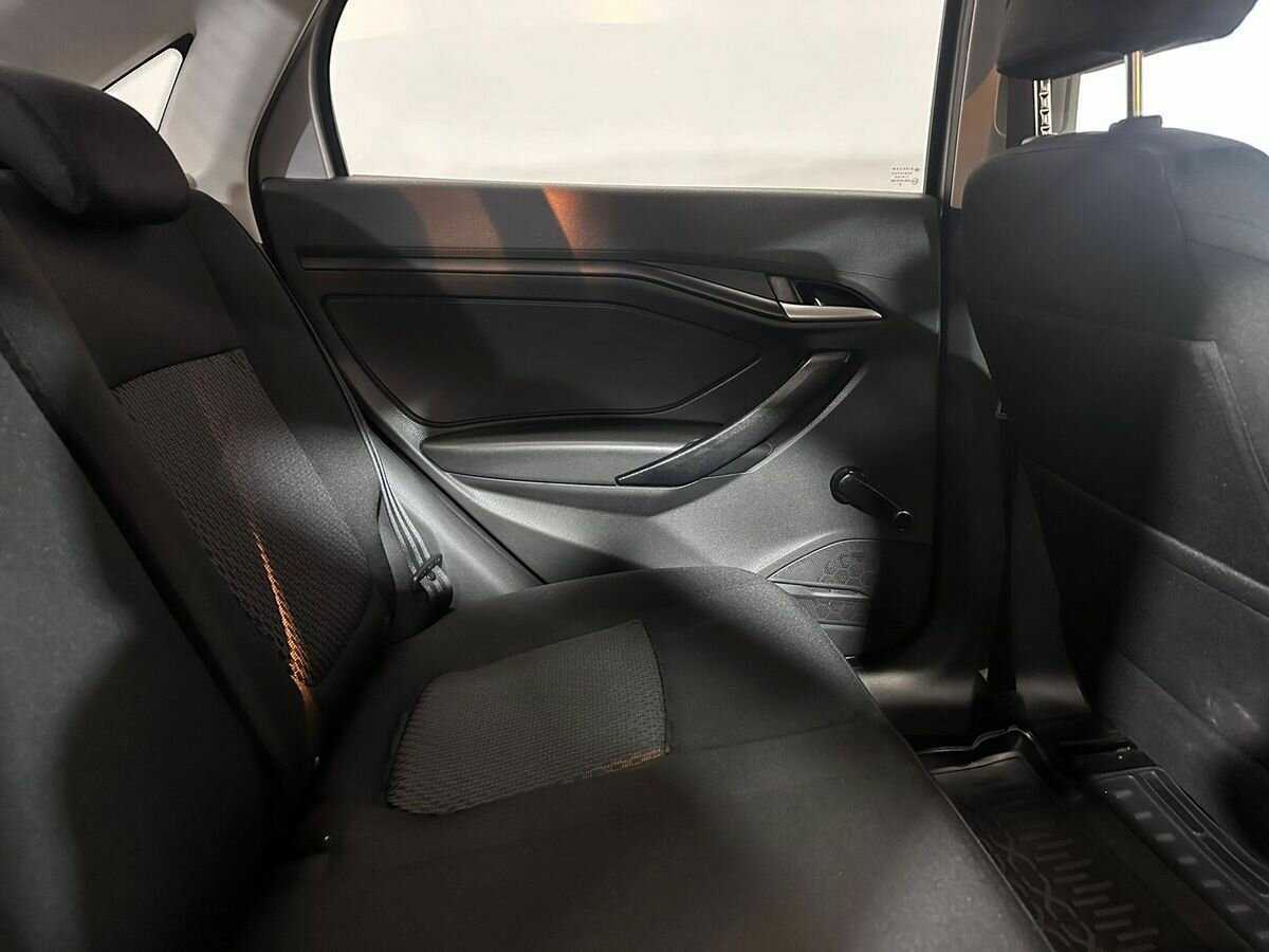 Купить Lada (ВАЗ) Vesta с пробегом. Фото: #10