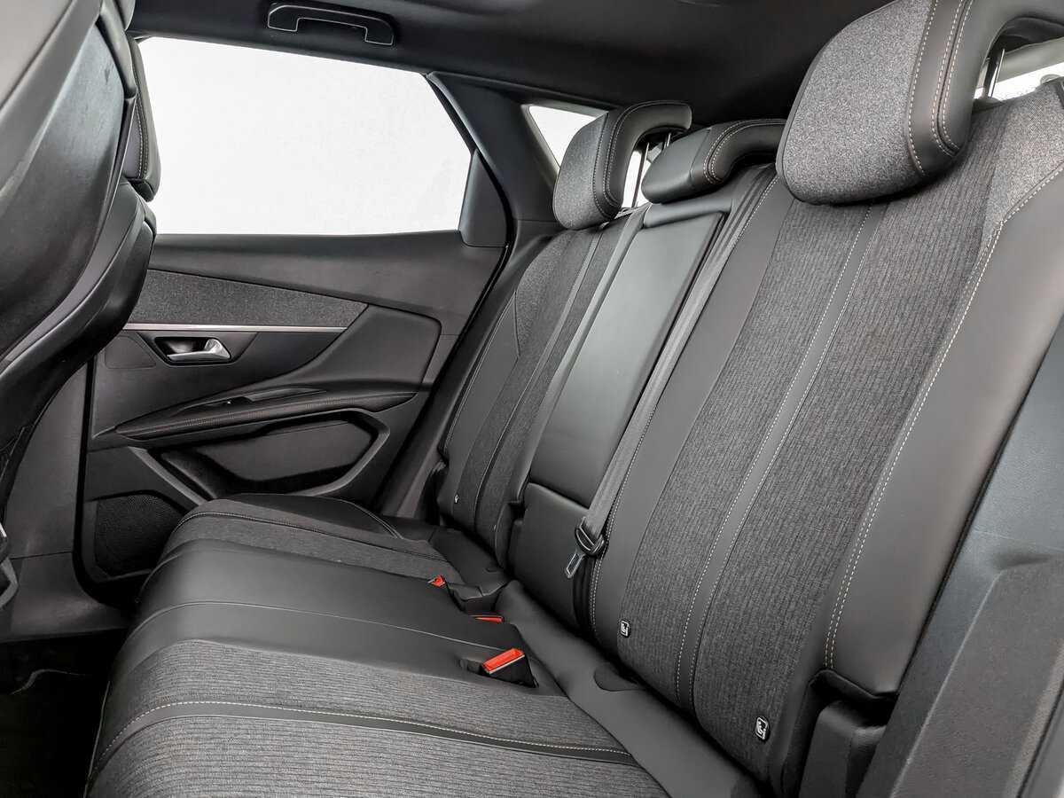 Купить Peugeot 3008 с пробегом. Фото: #9